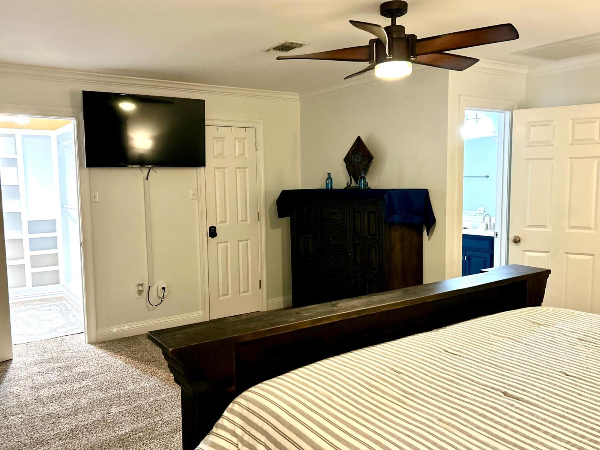 4/3 Home Centrally Located, Beach, Casino, Airport, Dining, Golfing, Shopping, Entertainment Gulfport Exterior photo